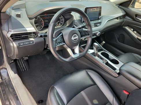 Used 2024 Nissan Altima 2.5 SR FWD image 4