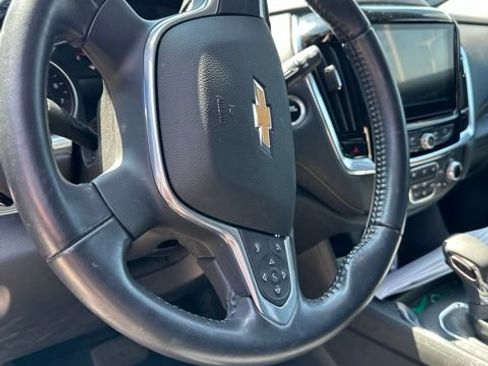 Used 2021 Chevrolet Traverse LT AWD/4WD image 4