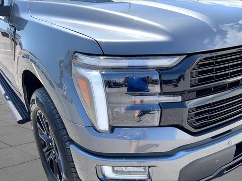 Certified 2024 Ford F150 Platinum w/ FX4 Off-Road Package AWD/4WD image 27