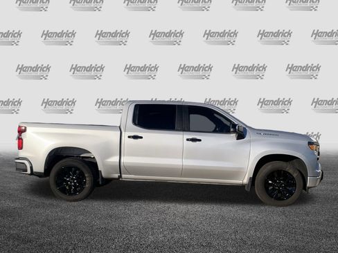 Used 2022 Chevrolet Silverado 1500 Custom image 11