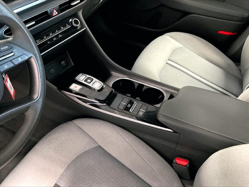 Used 2022 Hyundai Sonata SE w/ Cargo Package FWD image 20