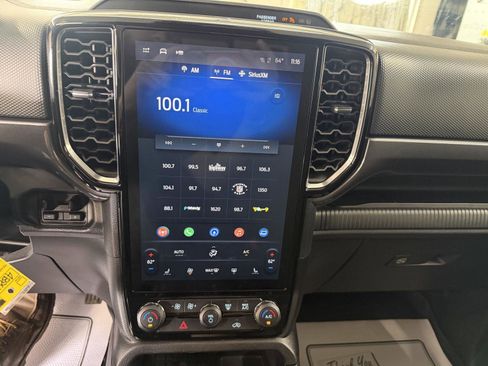 Used 2025 Ford Ranger XLT AWD/4WD image 17