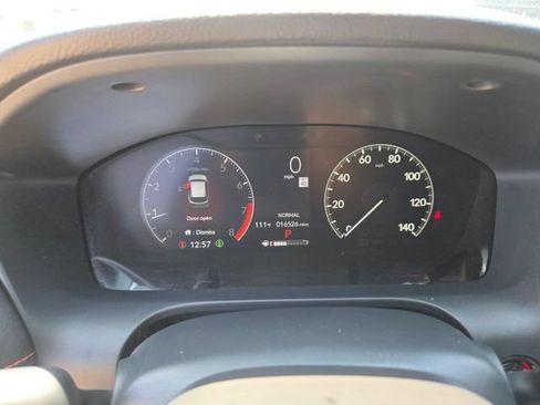 Used 2025 Honda HR-V Sport image 22