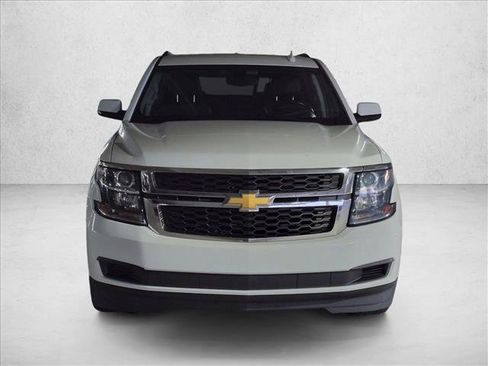 Used 2019 Chevrolet Tahoe LS RWD image 2