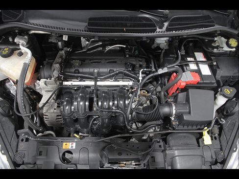Used 2015 Ford Fiesta SE FWD image 17