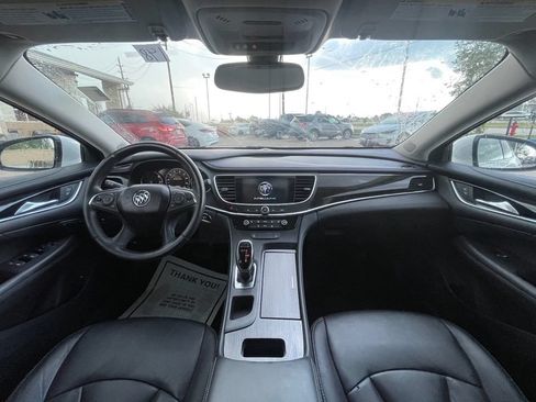 Used 2017 Buick LaCrosse Essence FWD image 25