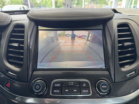 Used 2016 Chevrolet Impala LT w/ Convenience Package FWD image 20