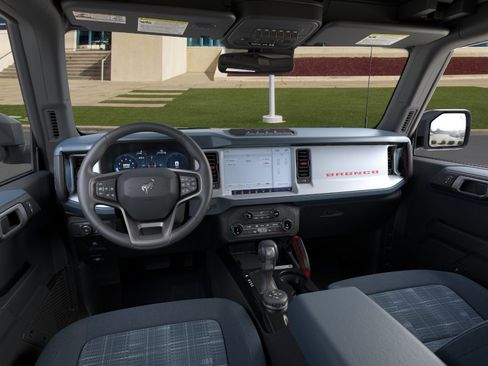 New 2026 Ford Bronco Heritage Edition image 9