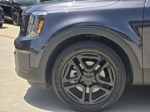 Certified 2025 Kia Telluride SX Prestige X-Line AWD/4WD image 14