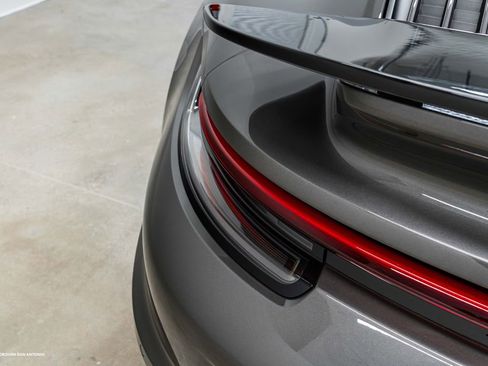 Used 2022 Porsche 911 Turbo image 20