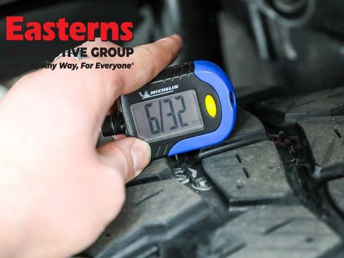 Used 2023 Jeep Wrangler Unlimited w/ Dual Top Group image 27