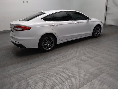 Used 2020 Ford Fusion SEL FWD image 10