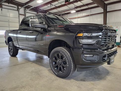 New 2025 RAM 2500 Big Horn image 7