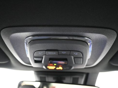 Used 2023 Toyota Crown Limited w/ Advanced Technology Package image 17