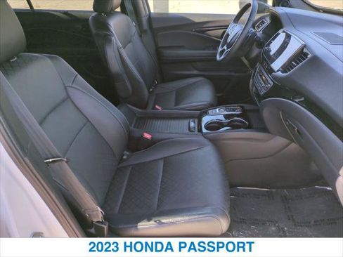 Used 2023 Honda Passport Elite image 25