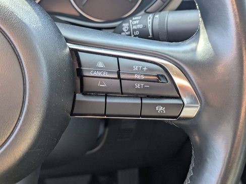 Used 2025 MAZDA MAZDA3 s FWD image 12