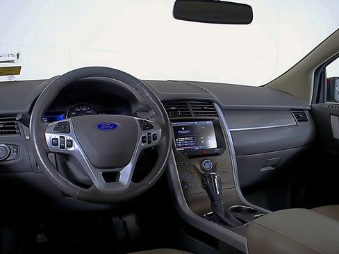 Used 2014 Ford Edge SEL w/ Equipment Group 205A image 13