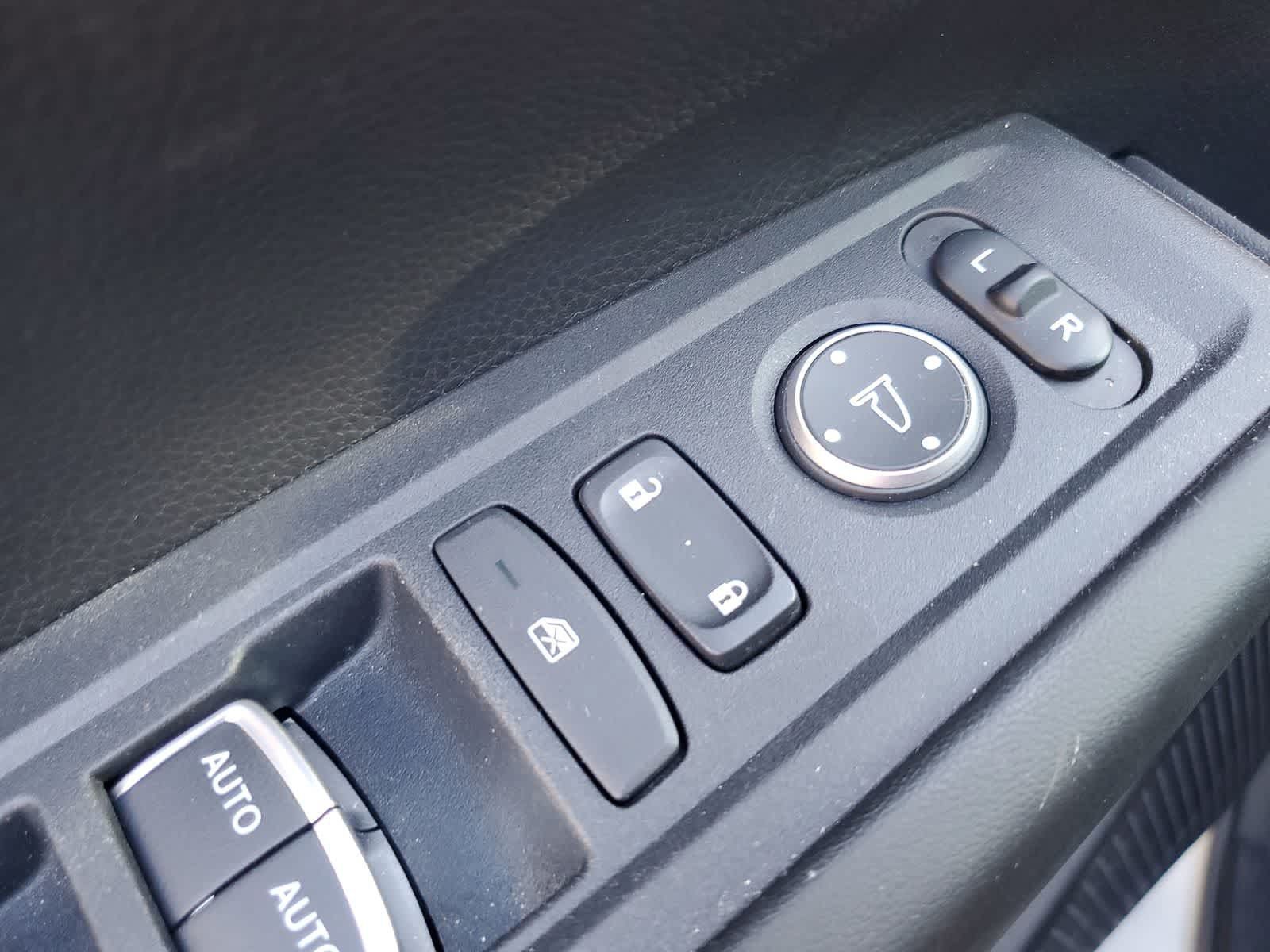 Used 2023 Honda Accord LX image 25