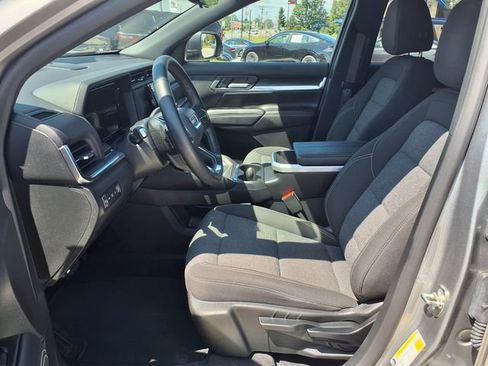 Used 2026 GMC Terrain Elevation w/ Technology Package II FWD image 3