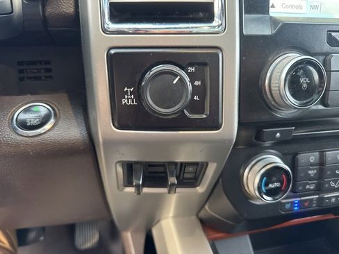 Used 2017 Ford F250 King Ranch w/ King Ranch Ultimate Package image 23