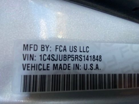 Used 2024 Jeep Wagoneer Series II w/ Flexible Seating Group image 28