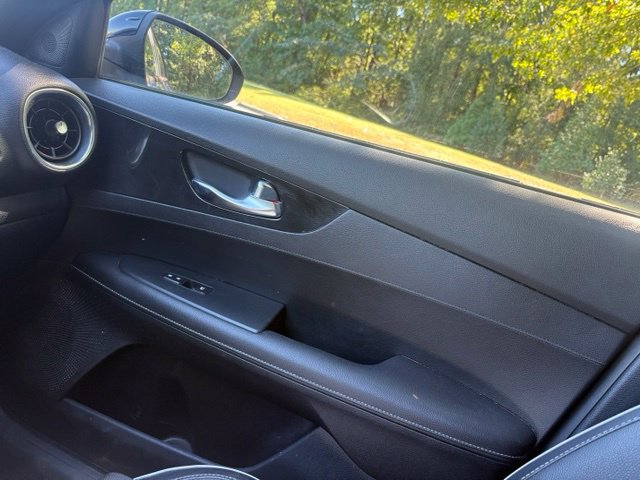 Used 2020 Kia Forte GT-Line FWD image 22