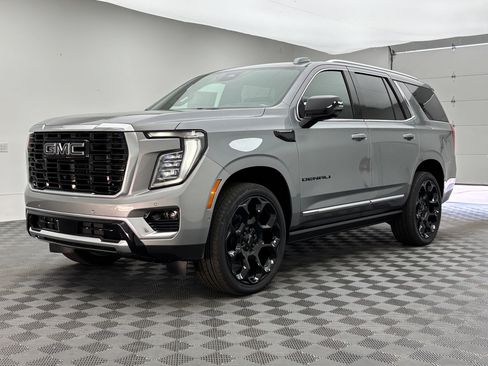 New 2026 GMC Yukon Denali w/ Denali Reserve Package AWD/4WD image 2