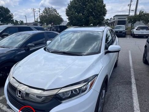Used 2019 Honda HR-V EX-L image 2
