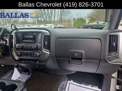 Used 2015 Chevrolet Silverado 1500 LT AWD/4WD image 28