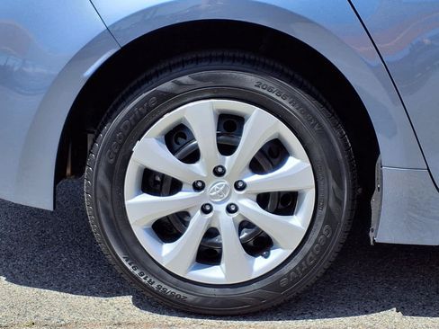 Used 2024 Toyota Corolla LE FWD image 7