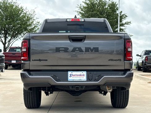 New 2026 RAM 1500 4x4 Crew Cab image 8