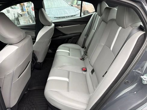 Used 2025 Toyota Camry SE w/ Convenience Package FWD image 20