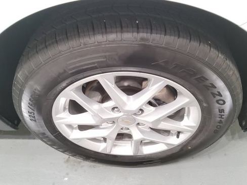 Used 2024 Chevrolet Equinox LT FWD image 30