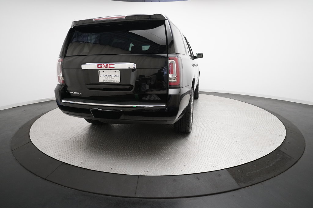 Used 2016 GMC Yukon Denali w/ Open Road Package RWD image 13