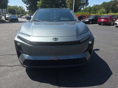 Used 2026 Toyota C-HR AWD/4WD image 2
