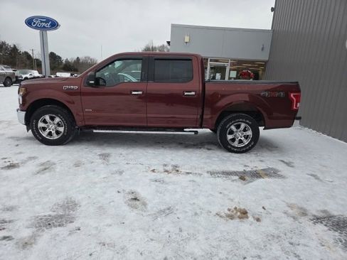 Used 2017 Ford F150 XLT w/ Equipment Group 302A Luxury image 9