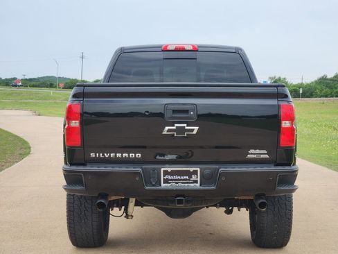 Used 2018 Chevrolet Silverado 1500 LT w/ All Star Edition AWD/4WD image 8