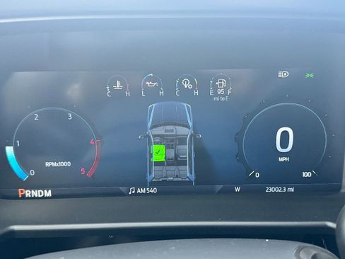 Used 2024 Ford F250 Lariat w/ Chrome Package image 24