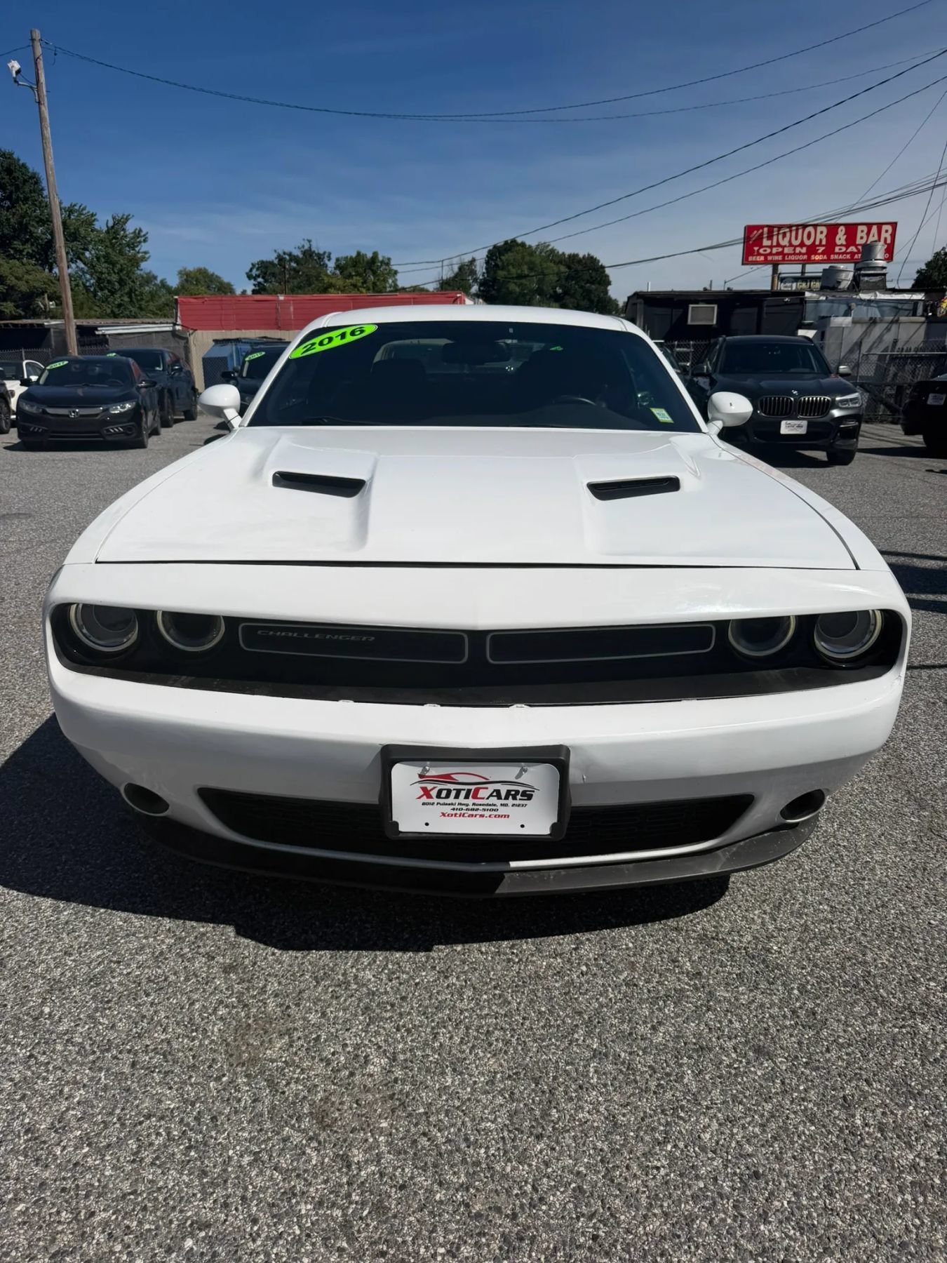 Used 2016 Dodge Challenger SXT RWD image 22