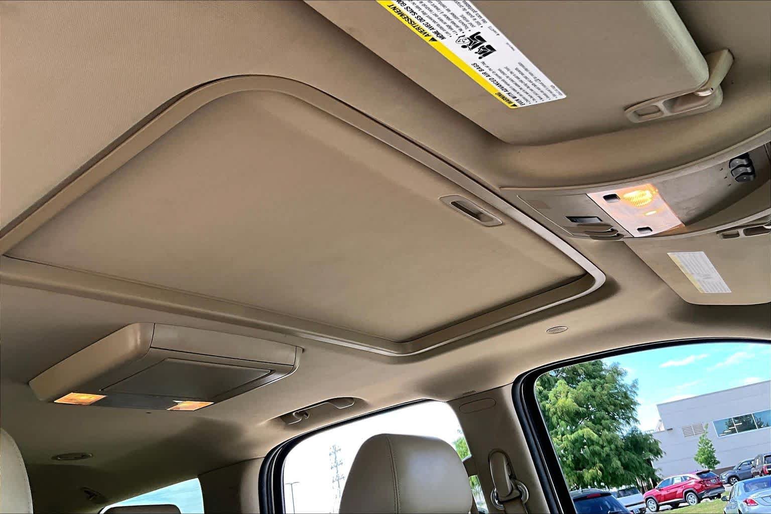 Used 2013 Chevrolet Tahoe LT RWD image 13