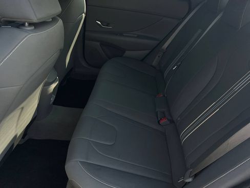 Certified 2025 Hyundai Elantra Sport FWD image 15