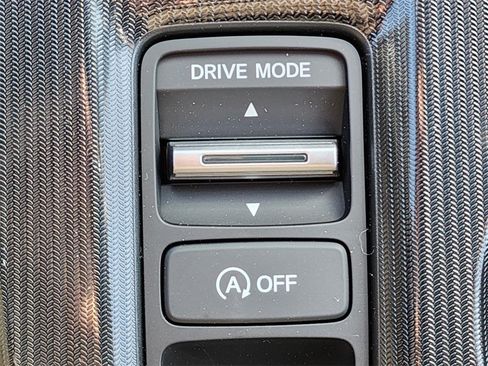 Used 2025 Honda Civic Sport image 28