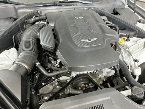 Used 2019 Genesis G80 3.8 RWD image 33