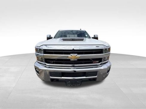 Used 2018 Chevrolet Silverado 2500 LTZ w/ Duramax Plus Package image 3