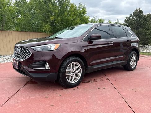 Certified 2023 Ford Edge SEL w/ Convenience Package AWD/4WD image 3