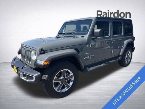 Used 2022 Jeep Wrangler Unlimited Sahara w/ Cold Weather Group AWD/4WD image 3