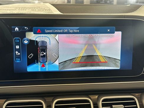 Certified 2025 Mercedes-Benz Maybach GLS 600 4MATIC image 6