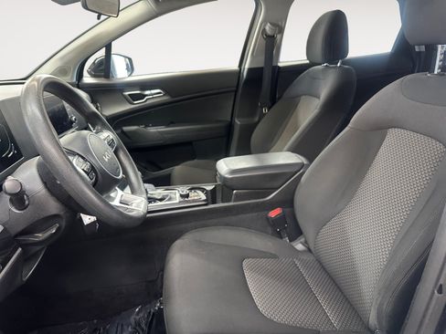 Used 2023 Kia Sportage LX FWD image 23