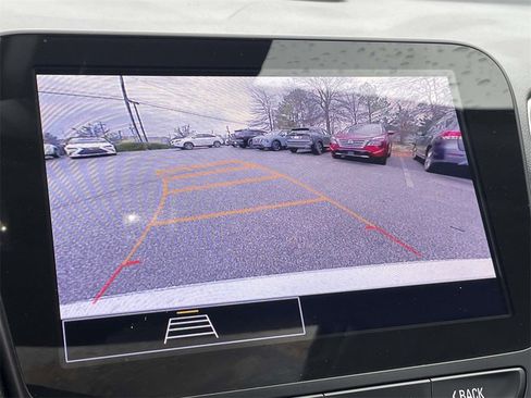 Used 2024 Chevrolet Malibu LT image 25