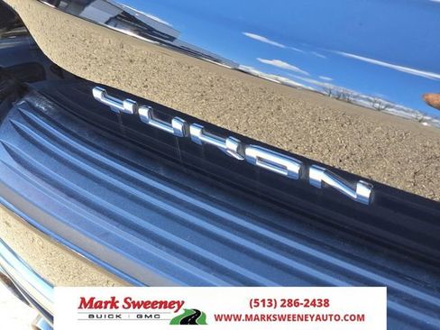 Used 2022 GMC Yukon Denali AWD/4WD image 6